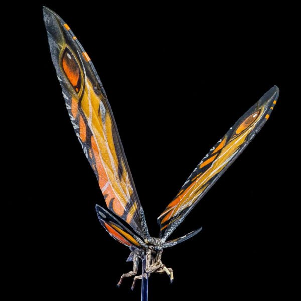 NECA 2019 Godzilla King of the Monsters Mothra Larva Handicraft Model Figurine - Image 11