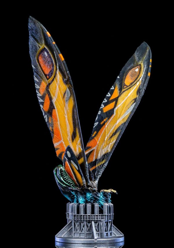 NECA 2019 Godzilla King of the Monsters Mothra Larva Handicraft Model Figurine - Image 15